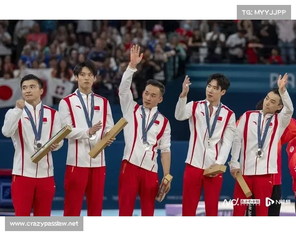 张博恒全能三连冠荣耀加冕 湖南体操队盛大庆功宴圆满落幕 张博恒全能三连冠荣耀加冕 湖南体操队盛大庆功宴圆满落幕